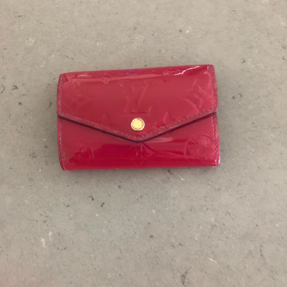 Louis Vuitton 6 key holder